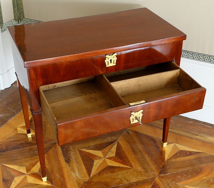Empire period mahogany dressing table with sliding top