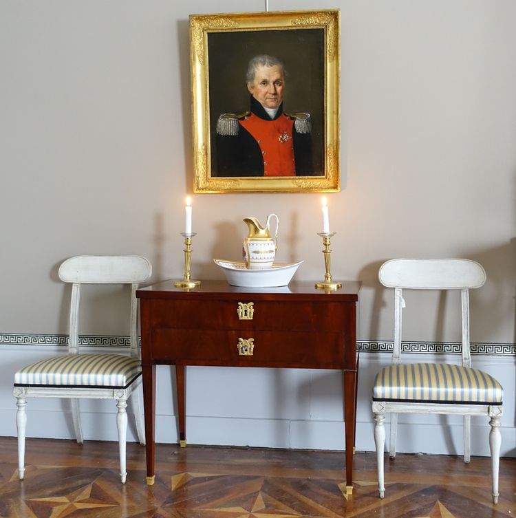 Empire period mahogany dressing table with sliding top