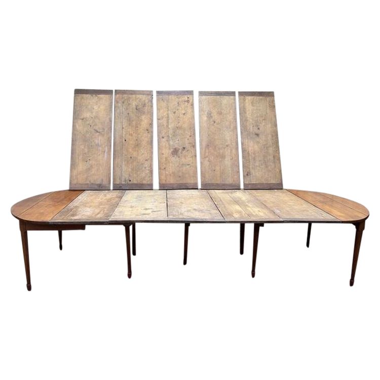 Table ovale en merisier 25 personnes 