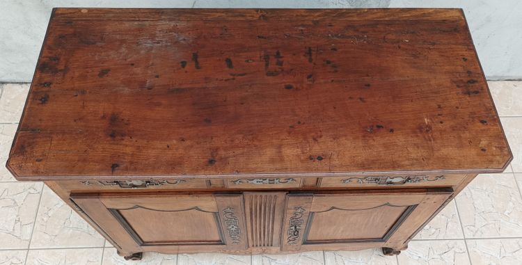 Louis XV-Sideboard aus Kirschholz, 18. Jahrhundert