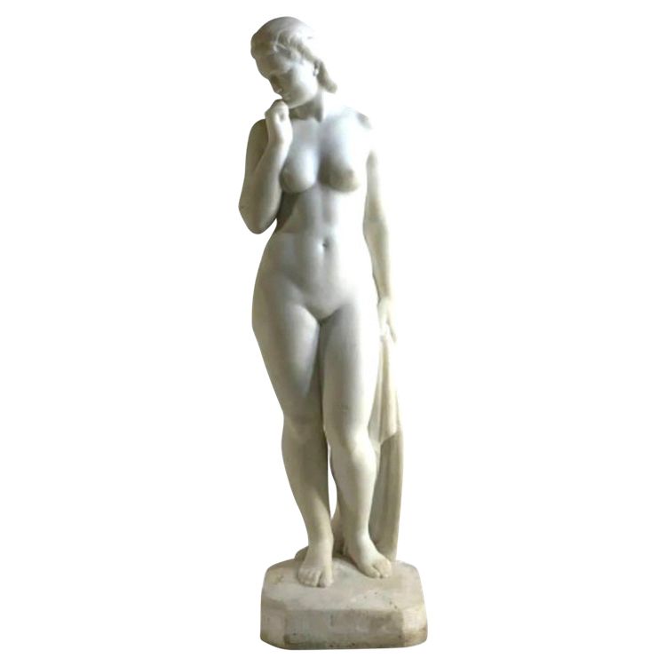 Bagnante – Raffinata scultura in marmo di Carrara di Cipriani Ugo di Meneville 