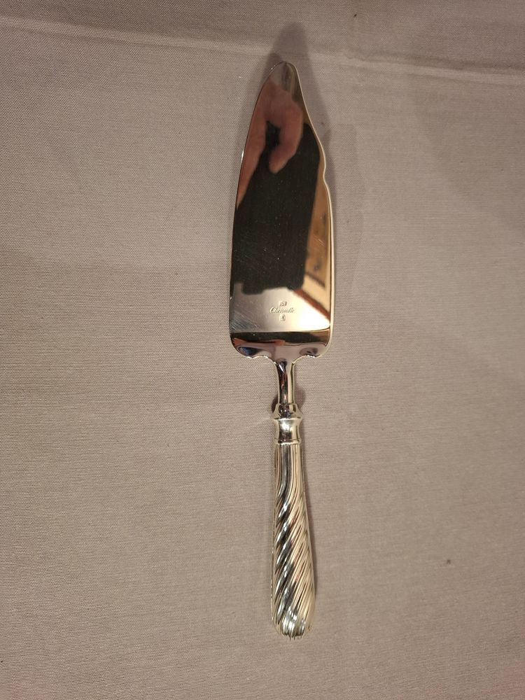 Christofle silver-plated cake server.
