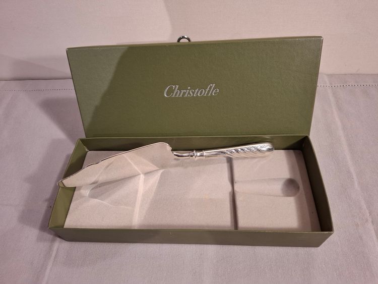 Christofle silver-plated cake server.