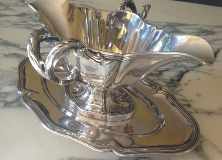 Saucière En Argent Massif De Forme Navette De Style Louis XV 
