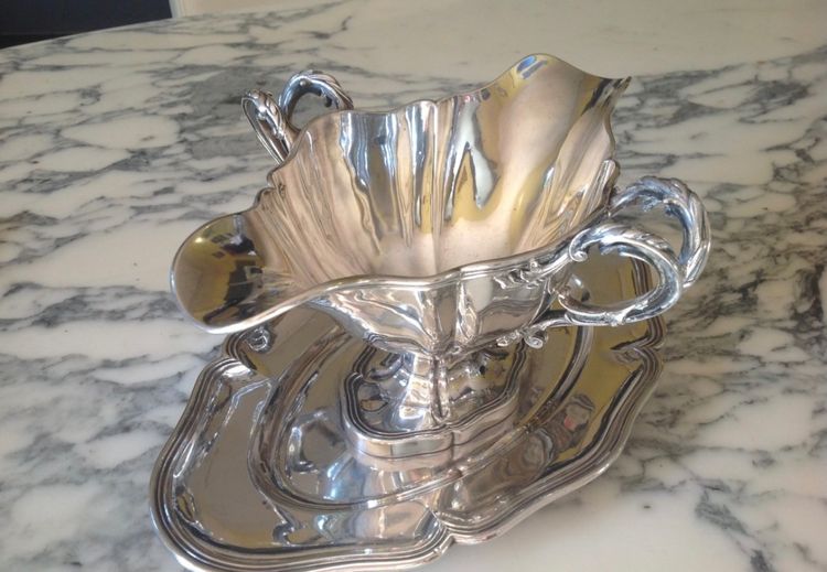 Saucière En Argent Massif De Forme Navette De Style Louis XV 
