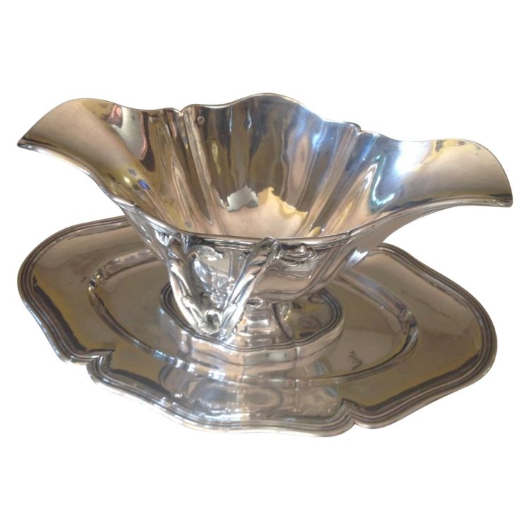 Saucière En Argent Massif De Forme Navette De Style Louis XV 