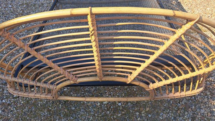 letto in rattan con base in ferro anni 60-70 