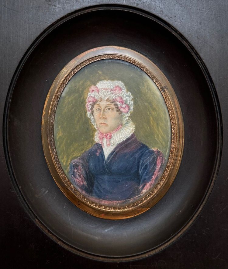 Miniature portrait of a woman with a headdress, first part of the 19th century