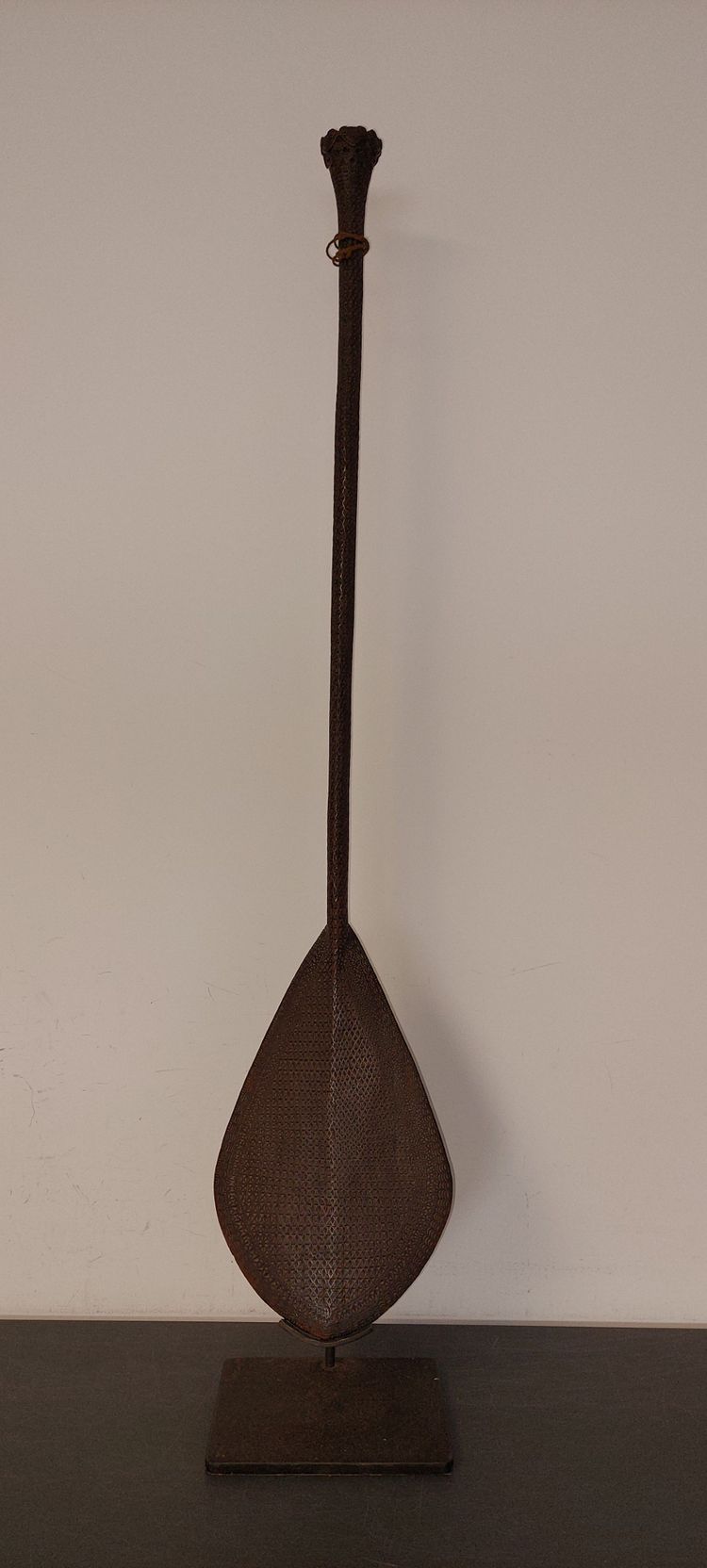 Ceremonial paddle from the RA'IVAVAE Islands before 1846