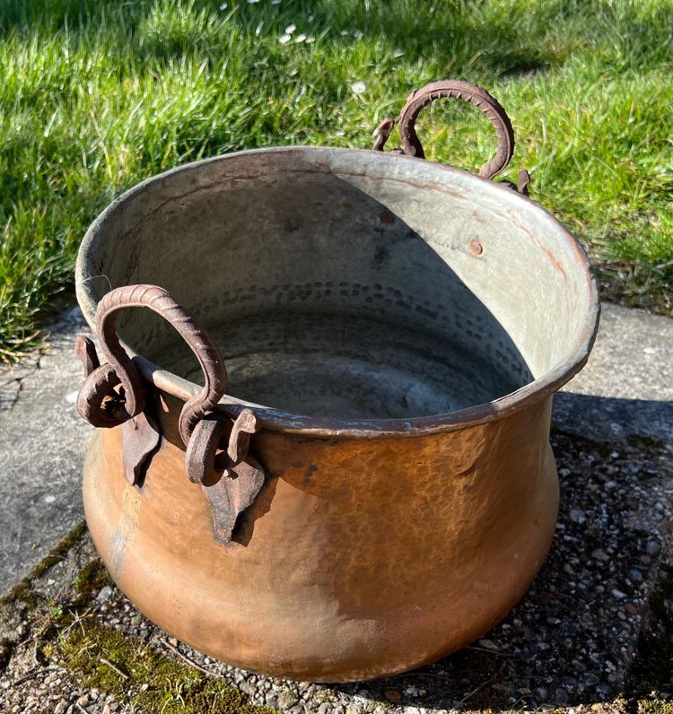 Marmite Ancienne en Cuivre, XIXe siècle – Intérieur Étain, Anses en Fer Forgé
