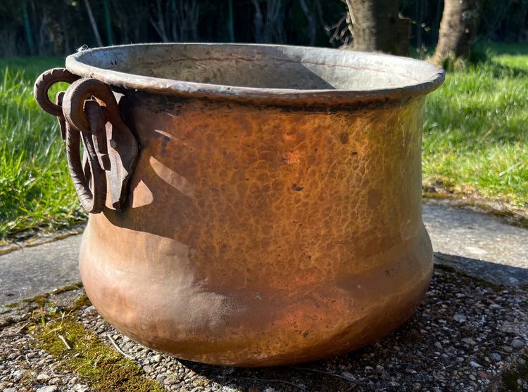 Marmite Ancienne en Cuivre, XIXe siècle – Intérieur Étain, Anses en Fer Forgé