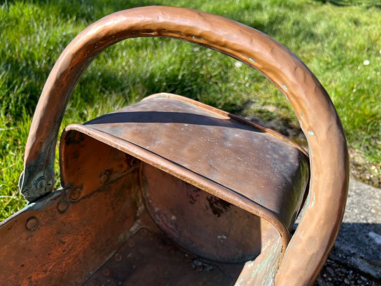 Porte-seau à charbon en cuivre – XIXe siècle