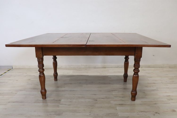 Table De Cuisine En Noyer, 19ème Siècle