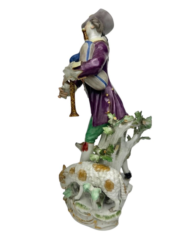 Meissen - Porcelain figure of a shepherd with bagpipes
