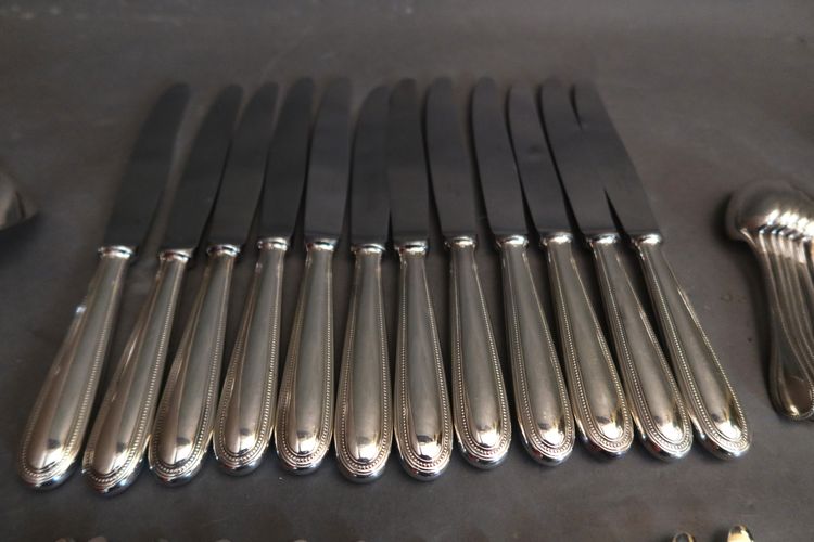 Christofle Perles 61-piece cutlery set