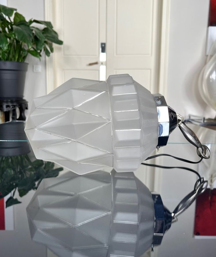 Art Deco Hanging Lamp - Chromed Metal And Frosted Glass Globe - Luminaire XXe siècle