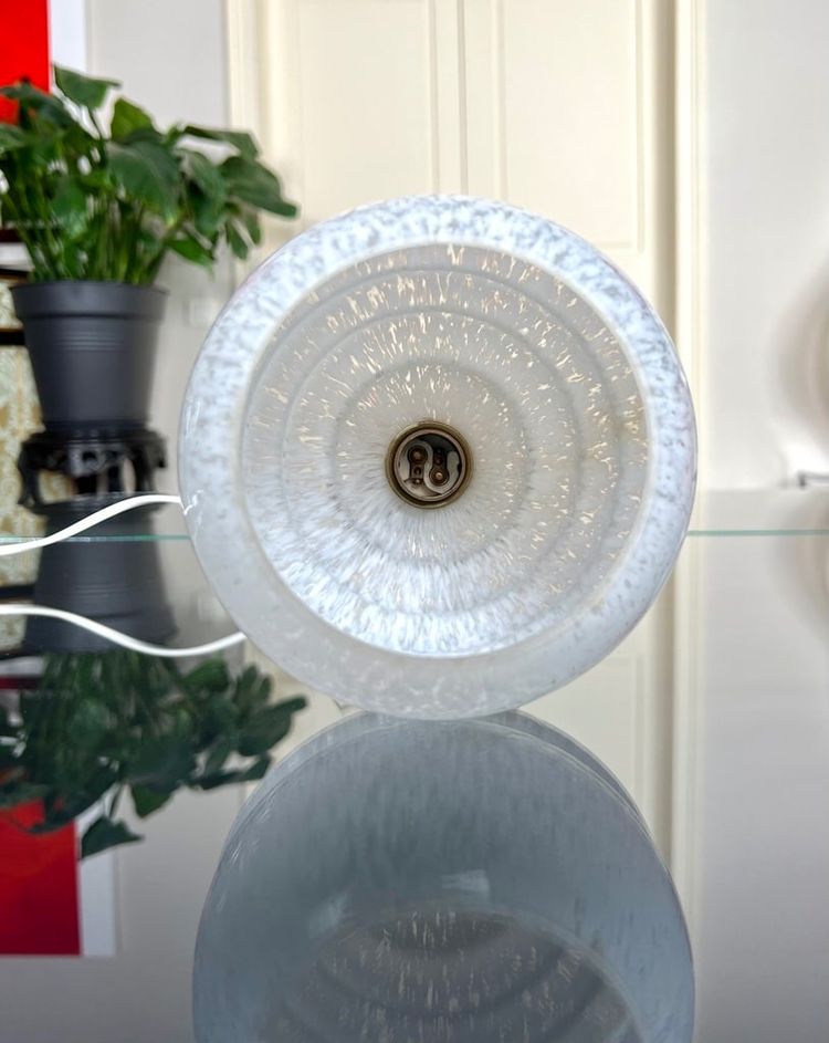 Lampe à Poser Art Déco En Cristal et Cuivre - Globe en Verre Clichy Blanc