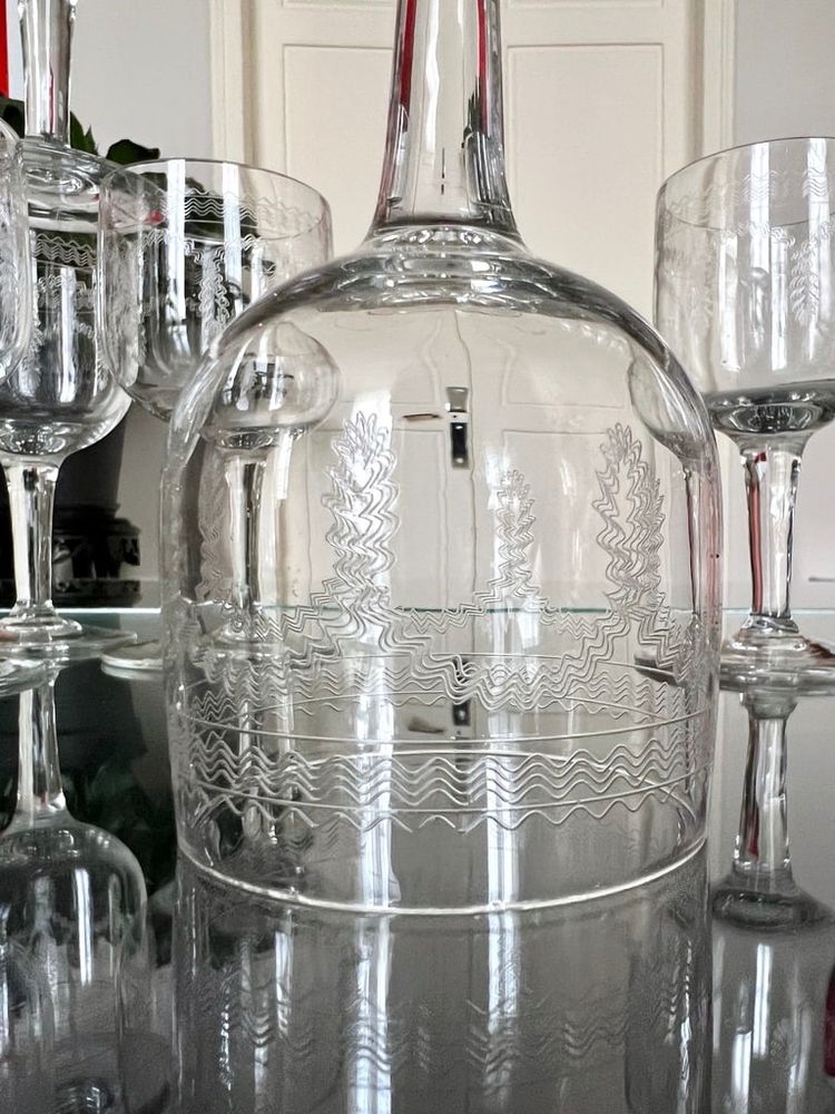 Service De Verres Soufflés Décorés d'Une Frise Gravée - XIXe Siècle