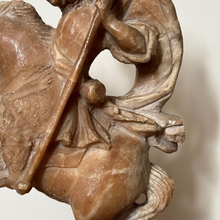Scultura in alabastro di San Giorgio che uccide il drago, XVII secolo