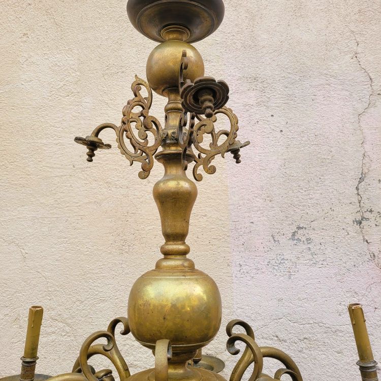 Lampadario in bronzo "olandese", inizio XX secolo