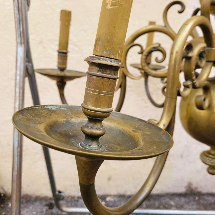 Lampadario in bronzo "olandese", inizio XX secolo