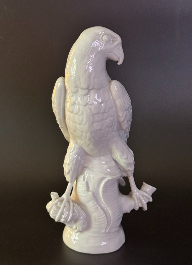Berlin KPM Bird of Prey (Falcon) in porcelain H 24