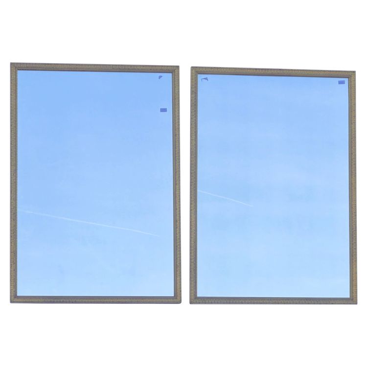Pair of mirrors
