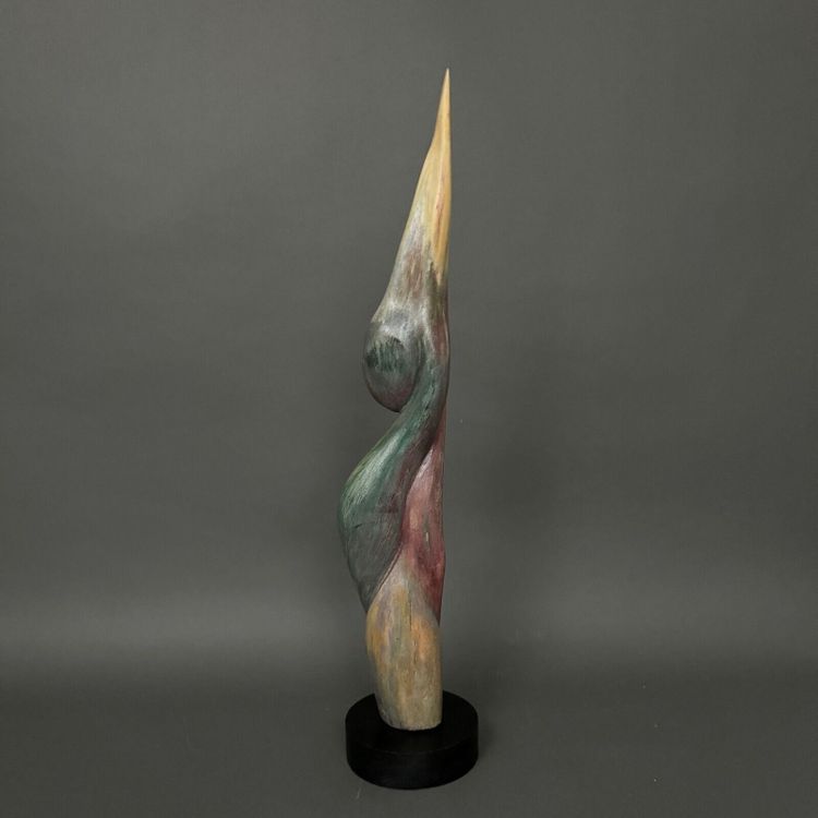 Sculpture en bois par Calin Hentea XXe femme à l'oiseau 