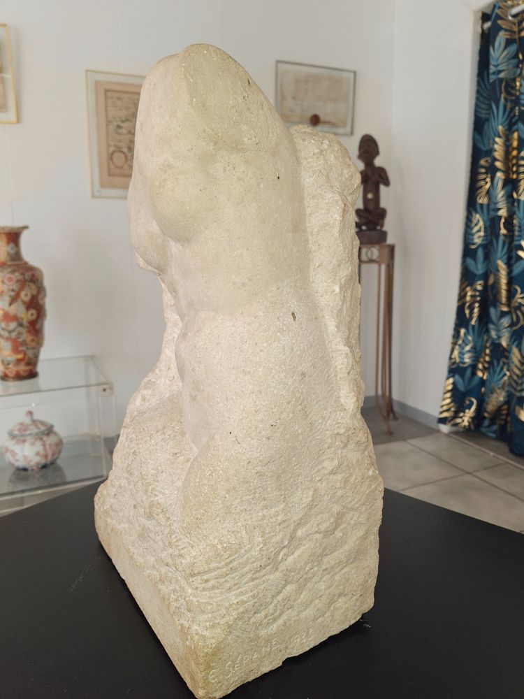 scultura busto in pietra firmata E.SERANE XIX secolo