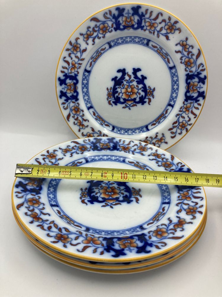Minton plates