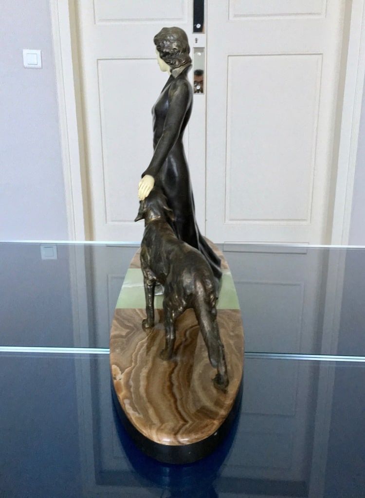 Scultura in marmo e onice regolata con criselefantino, firmata Limousin - Art Déco