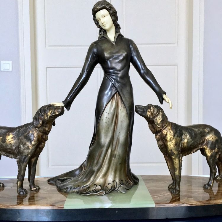 Scultura in marmo e onice regolata con criselefantino, firmata Limousin - Art Déco