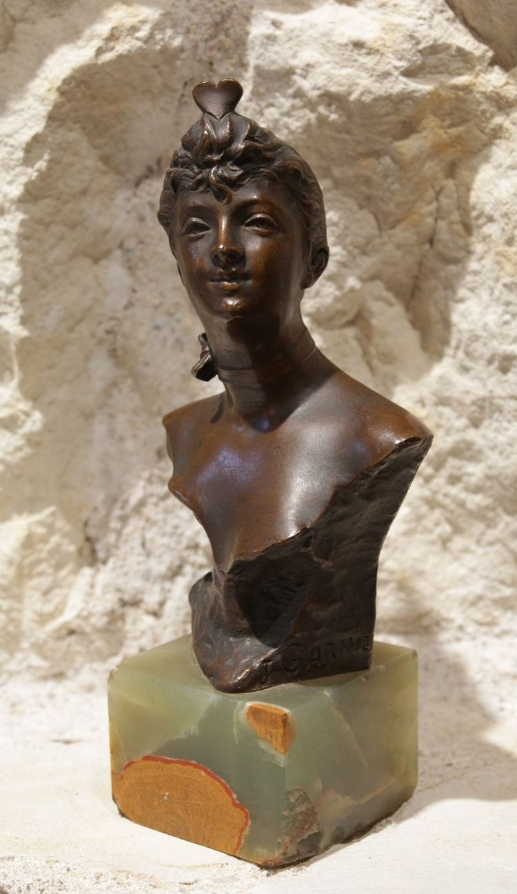 Scultura in bronzo Busto di donna con cuore e onice firmata Jean Garnier (1853-1930), circa 1900
