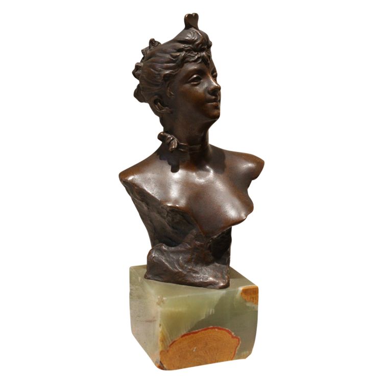 Scultura in bronzo Busto di donna con cuore e onice firmata Jean Garnier (1853-1930), circa 1900