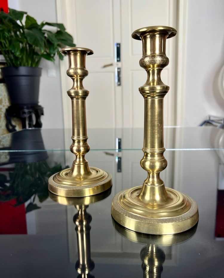 Coppia di portacandele in bronzo - XIX secolo