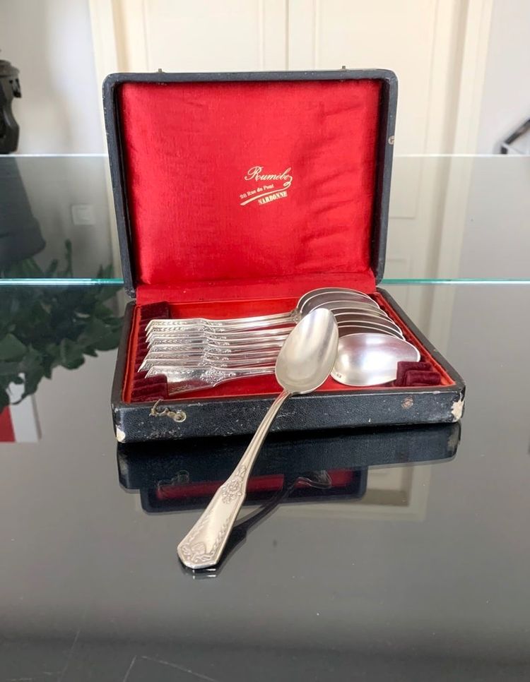 Silver Plated Dessert Spoons in Boxed Set