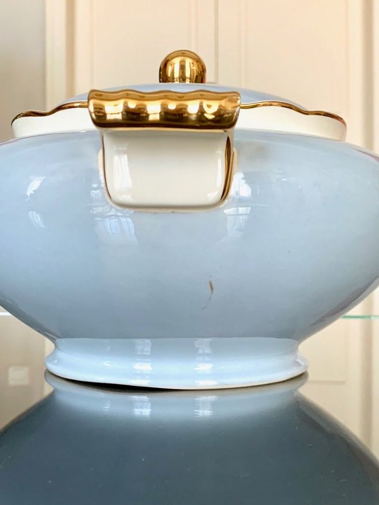 Porcelain Soup Tureen Decorated with Fine Gold - Villeroy & Boch - Art Déco