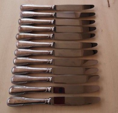 24 couteaux en métal argenté ERCUIS modèle Perles