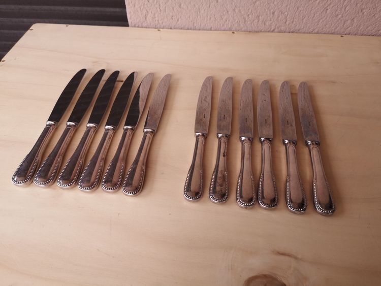 24 couteaux en métal argenté ERCUIS modèle Perles