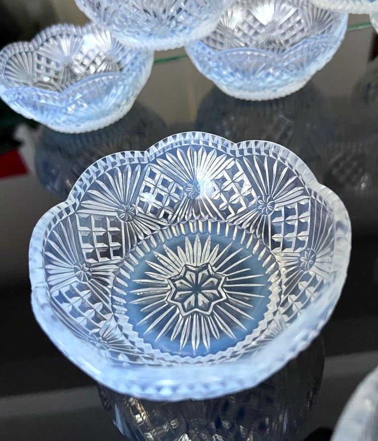 Dessertset Schalen aus Opalglas - Art Deco