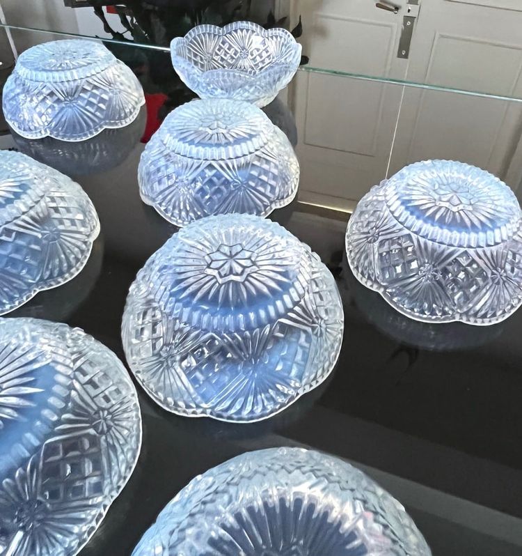 Dessertset Schalen aus Opalglas - Art Deco