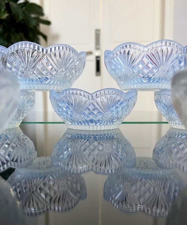 Dessertset Schalen aus Opalglas - Art Deco