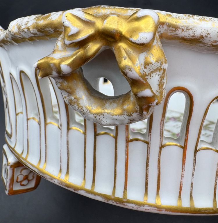 PORCELAIN PLANTER