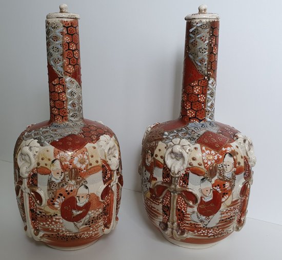 Kyoto Satsuma: pair of bottle vases with lids ca. 1910