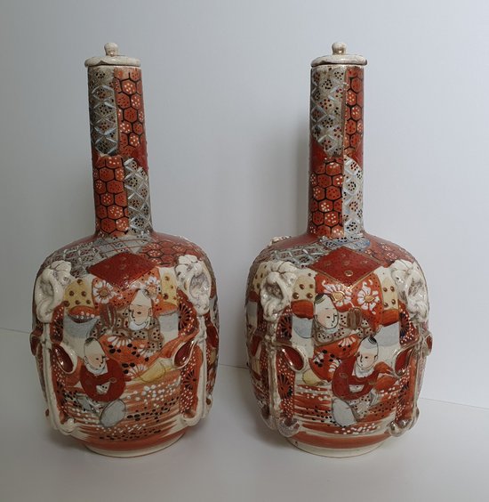 Kyoto Satsuma: pair of bottle vases with lids ca. 1910