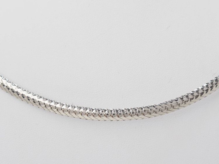 Collana omega in oro bianco