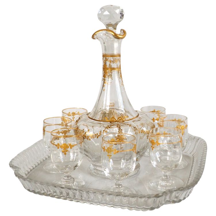 Napoleon III period liqueur service in Baccarat crystal enhanced with fine gold