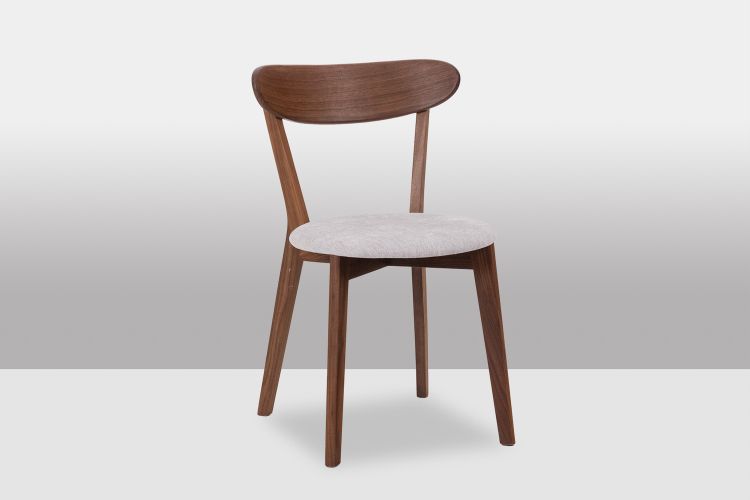 Set da pranzo in noce. XXI secolo.LS63992156Y