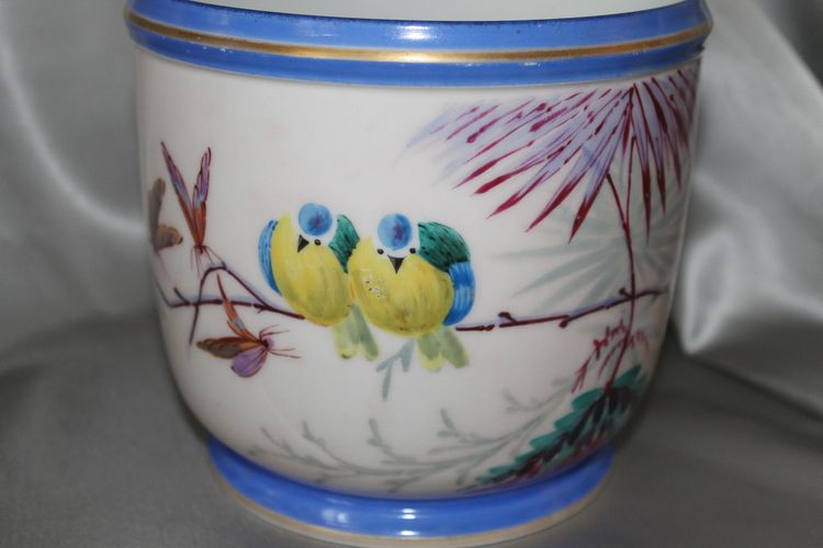 Pair of hand-painted Paris porcelain pot holders from the Louis Philippe period