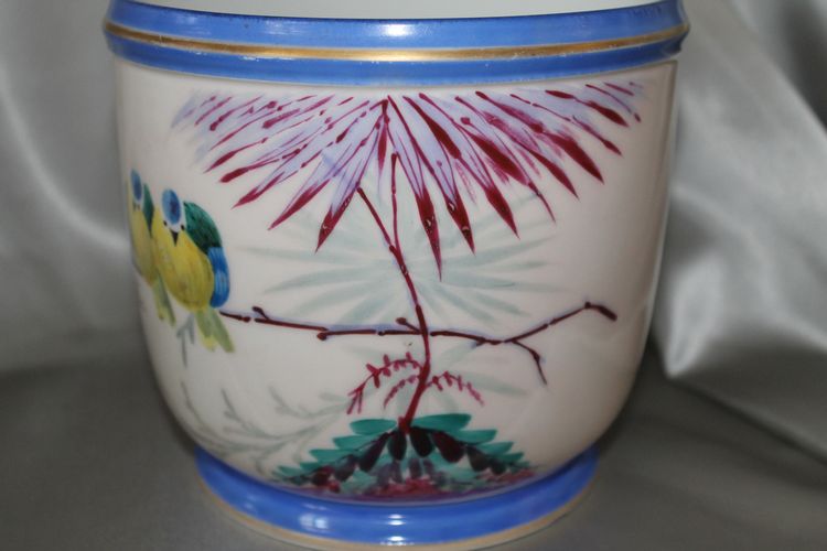 Pair of hand-painted Paris porcelain pot holders from the Louis Philippe period